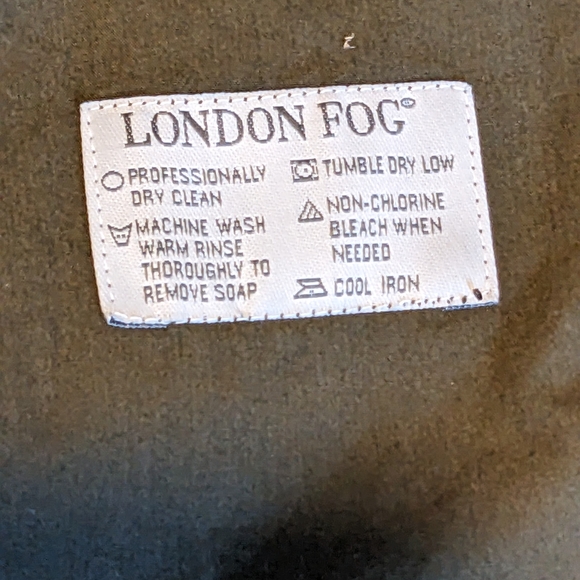 London Fog Green Trench Coat with Double-Breasted Front and Belted Waist - Picture 4 of 8